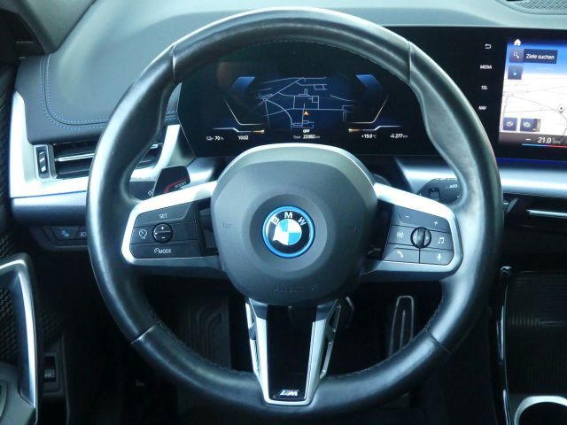 BMW iX1 xDrive30 M Sportp. Parkass°beh.M-MFLK°18" foto 16