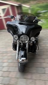 Harley-Davidson Electra Glide Ultra Limited FLHTK (Bj. 2010) - Offers matching your search criteria