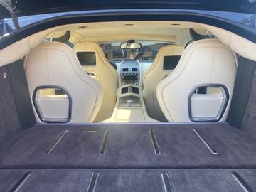 صورة مصغرة 11 لـ 2011 Aston Martin RAPIDE