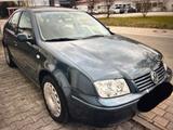 Volkswagen Bora 1.6 Highline 1. Hand TOP Scheckheft - gebrauchte Volkswagen Bora aus dem Jahr 1999