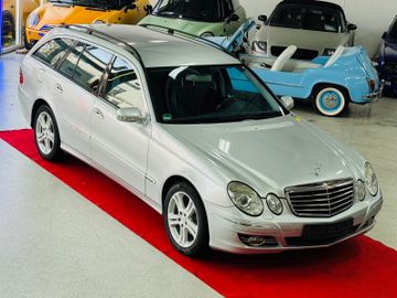 Mercedes E 200 - 1
