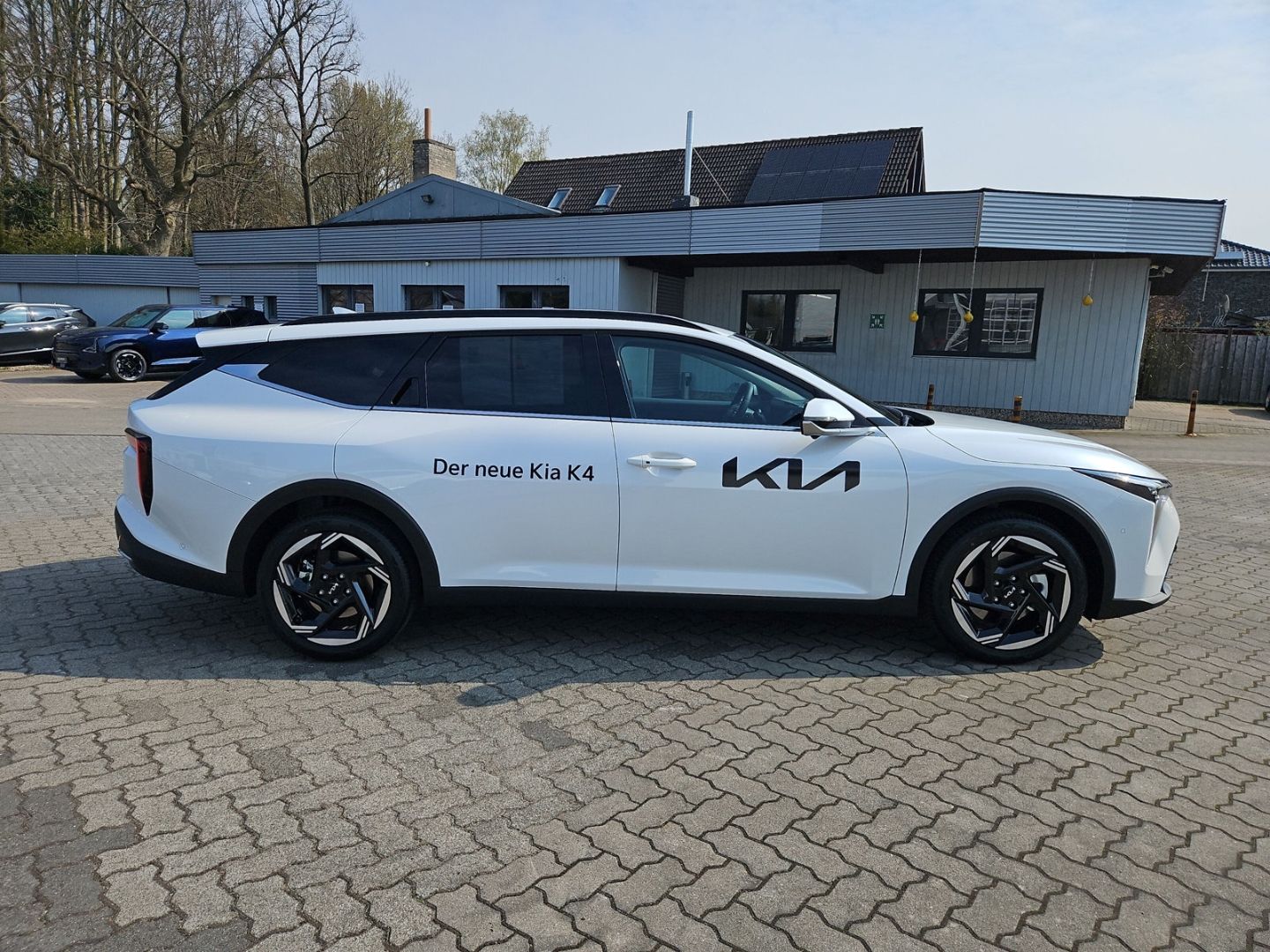 Kia K4 - Bild 17