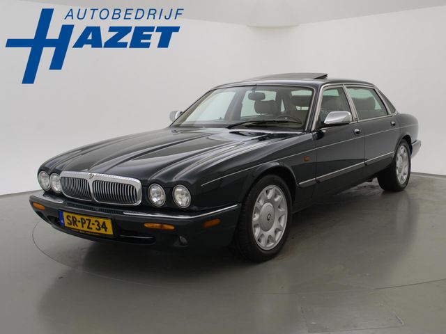 Другие Daimler Super V8 4.0 364 PK AUT. *ORIG. NL* + Sc