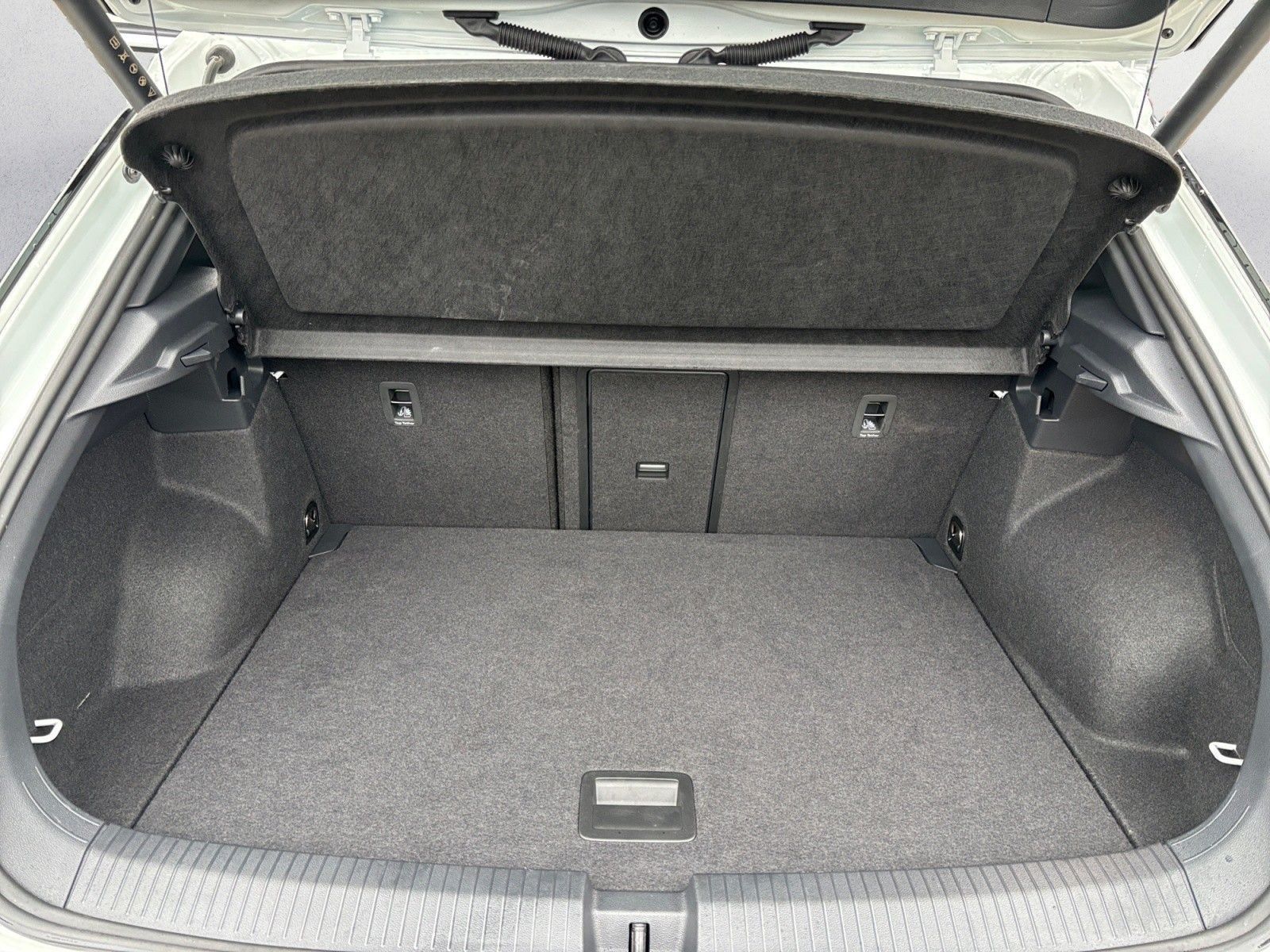 Volkswagen T-Roc - Bild 10