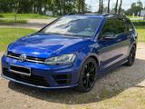 Volkswagen Golf 2.0 TSI DSG 4MOTION BMT R Variant R - Volkswagen Golf: Blau, Variant Motion