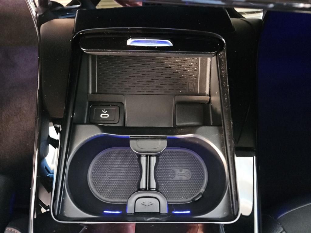 Fahrzeugabbildung Mercedes-Benz A 200 AMG Pano LED SHZ KeyLess Ambie. Sport DAB