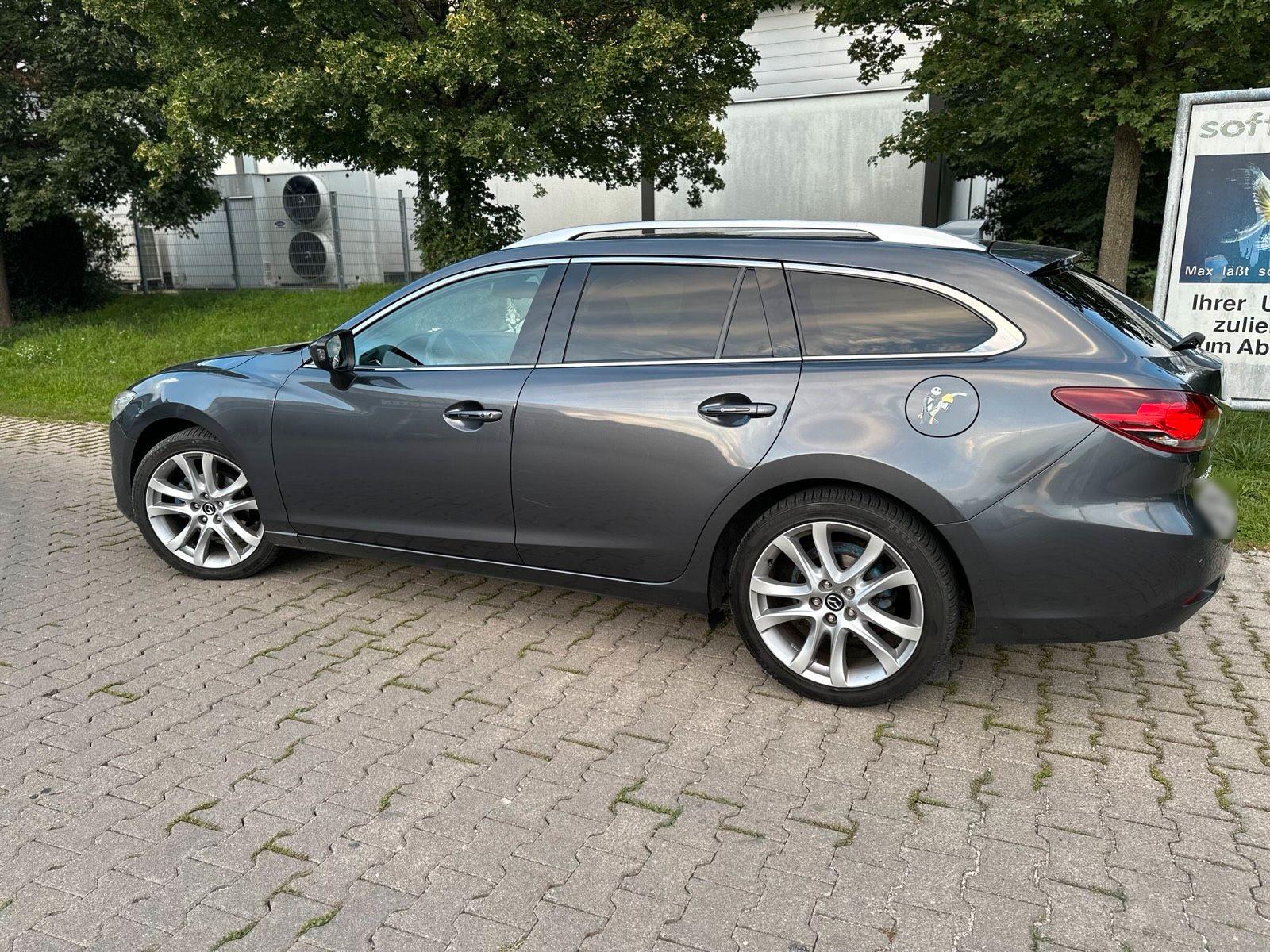 Mazda 2 2014 — rear view