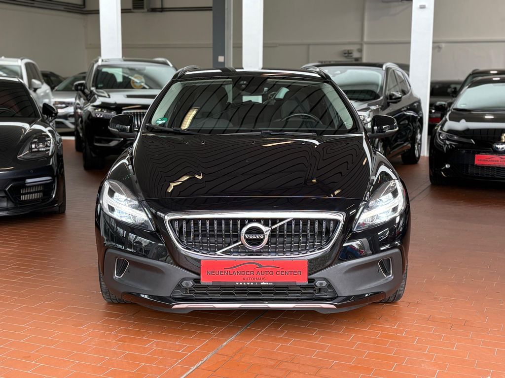 Image of Volvo V40 Cross Country