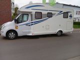 Ahorn 690 P Mit Anhängerkuplung W/S Reifen mit Stüzen 