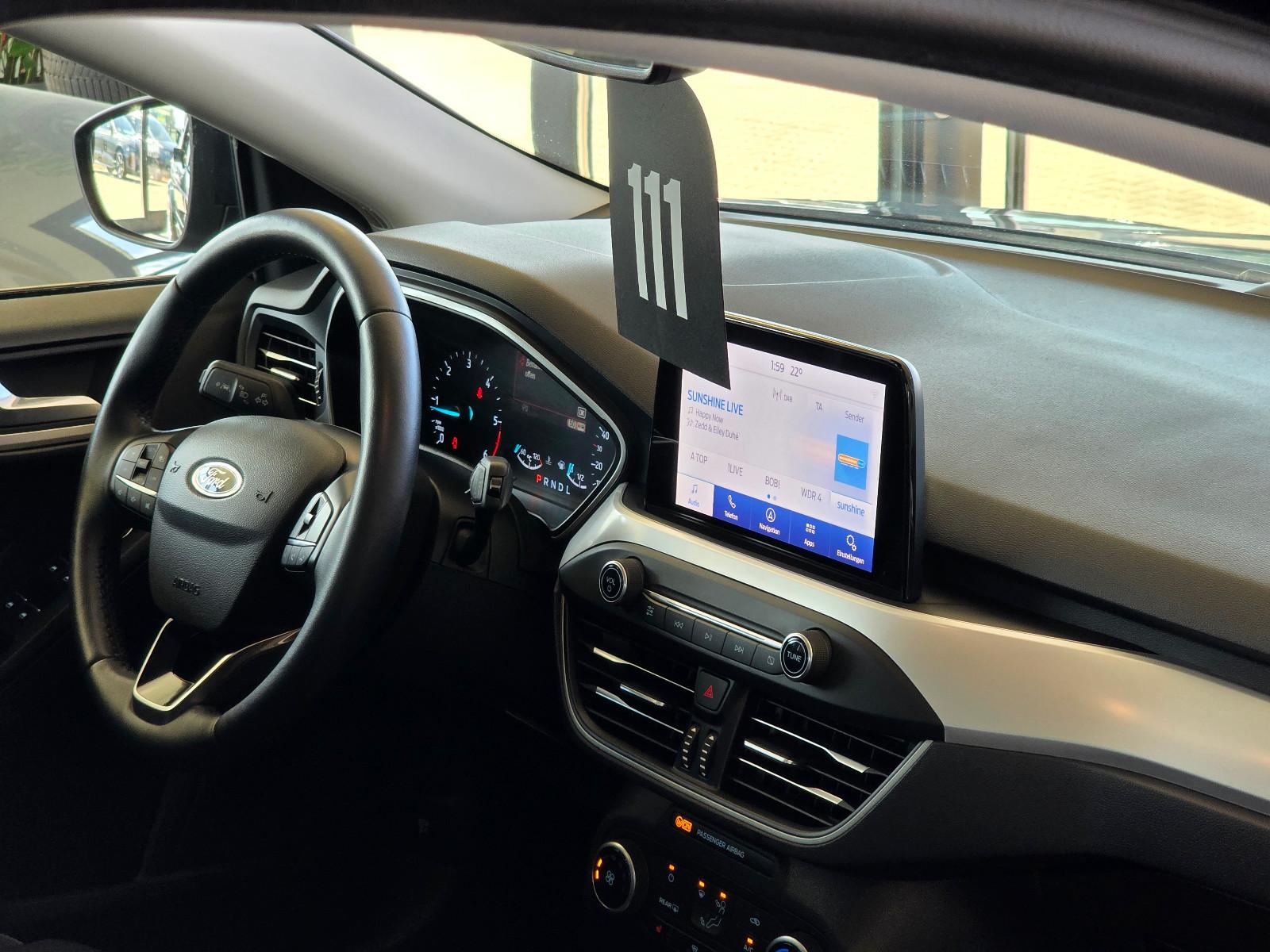 Ford Focus Tur. Titanium*Led*Ahk*Acc*Kamera*Pano*B&O*