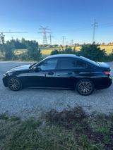 BMW 318i M Sport Automatik M Sport - BMW 318 Gebrauchtwagen in München