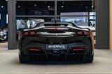 Ferrari SF90 Stradale Lift Two Tone Scuderia Shields 4.0 - gebrauchte Ferrari SF90 aus dem Jahr 2024