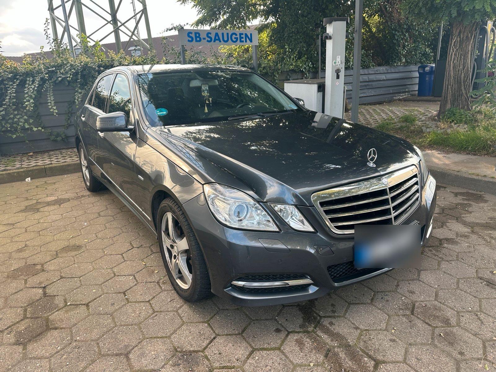 Mercedes-Benz E 200
