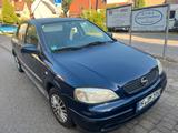 Opel Astra - Opel Astra aus 2000: Kombi