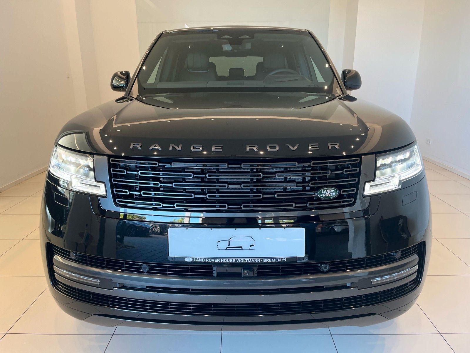 Fahrzeugabbildung Land Rover Range Rover P460e HSE Hybrid AHK & Panoramadach