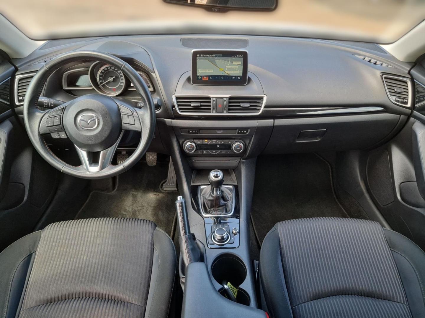 Mazda 3 Center-Line er 2.0  LED-Tagfahrlicht