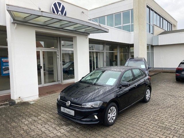 Volkswagen Polo VI Comfortline 1,0