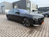 BMW M760 7 M760 e xDrive *TV *B&W* PANO - gebrauchte BMW M760 aus dem Jahr 2024