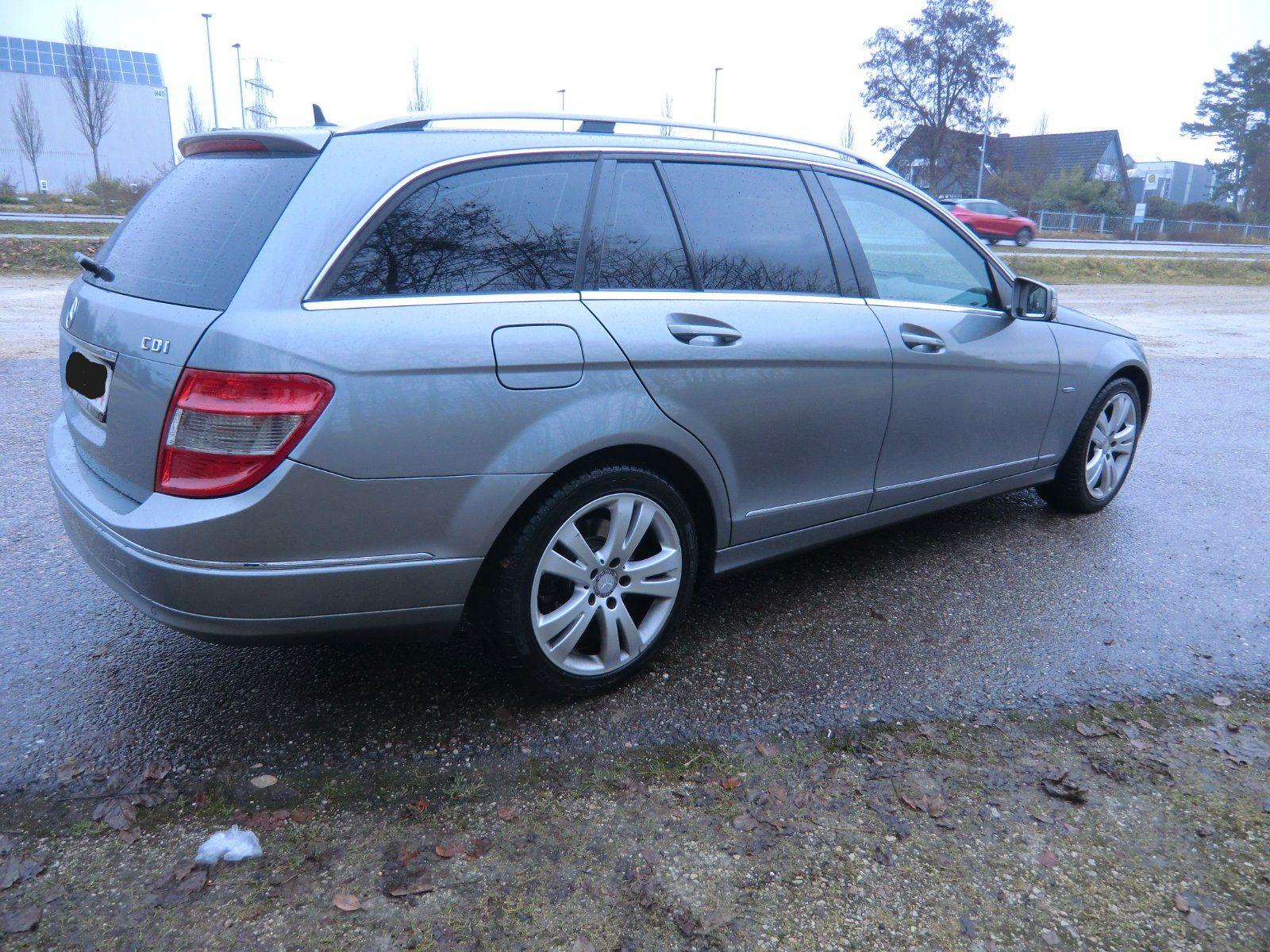 Mercedes-Benz C250 2010 — photo 7