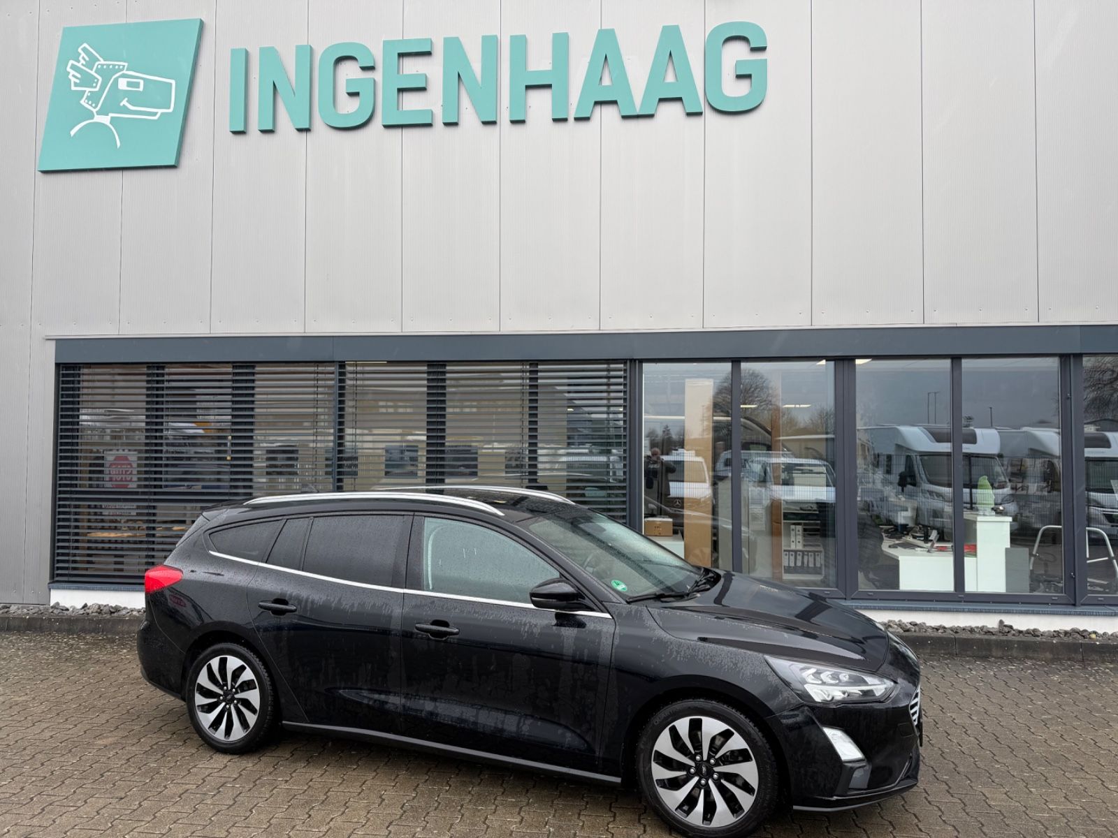 Fahrzeugabbildung Ford Focus Turnier Cool & Connect