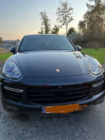 Porsche Cayenne GTS 6-Zylinder im Topzustand approved