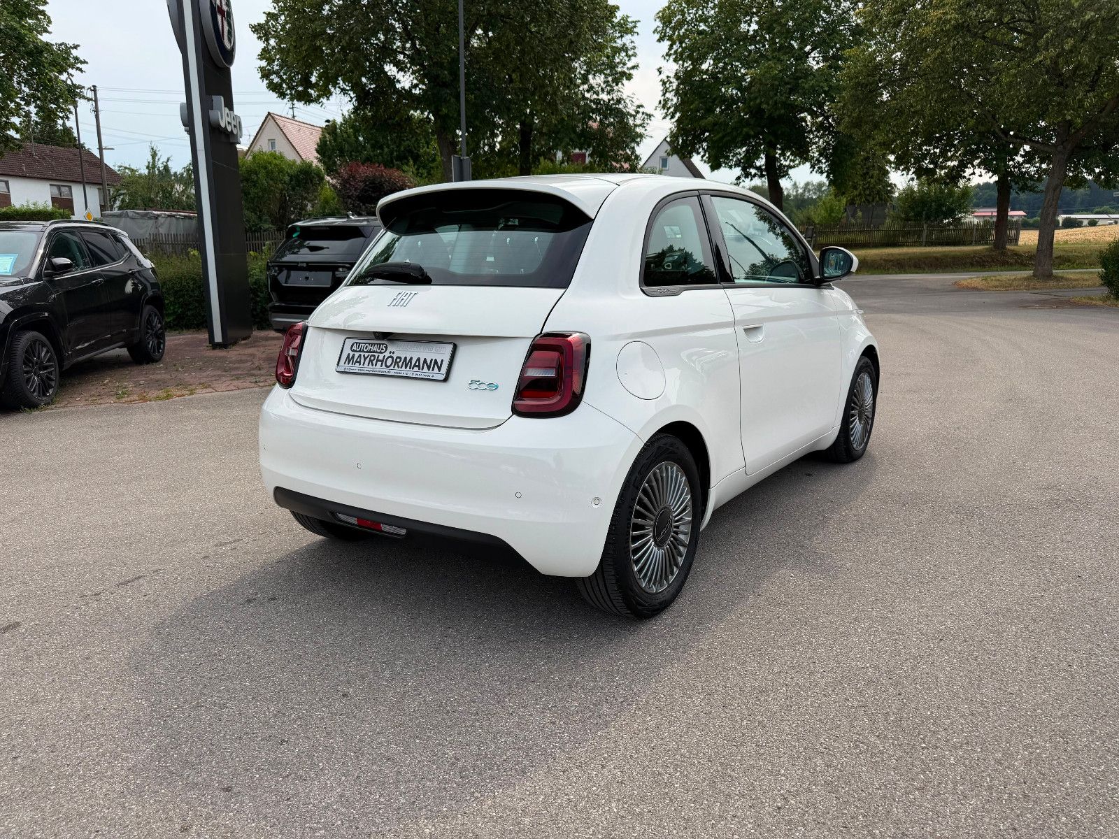 Fahrzeugabbildung Fiat 500 E