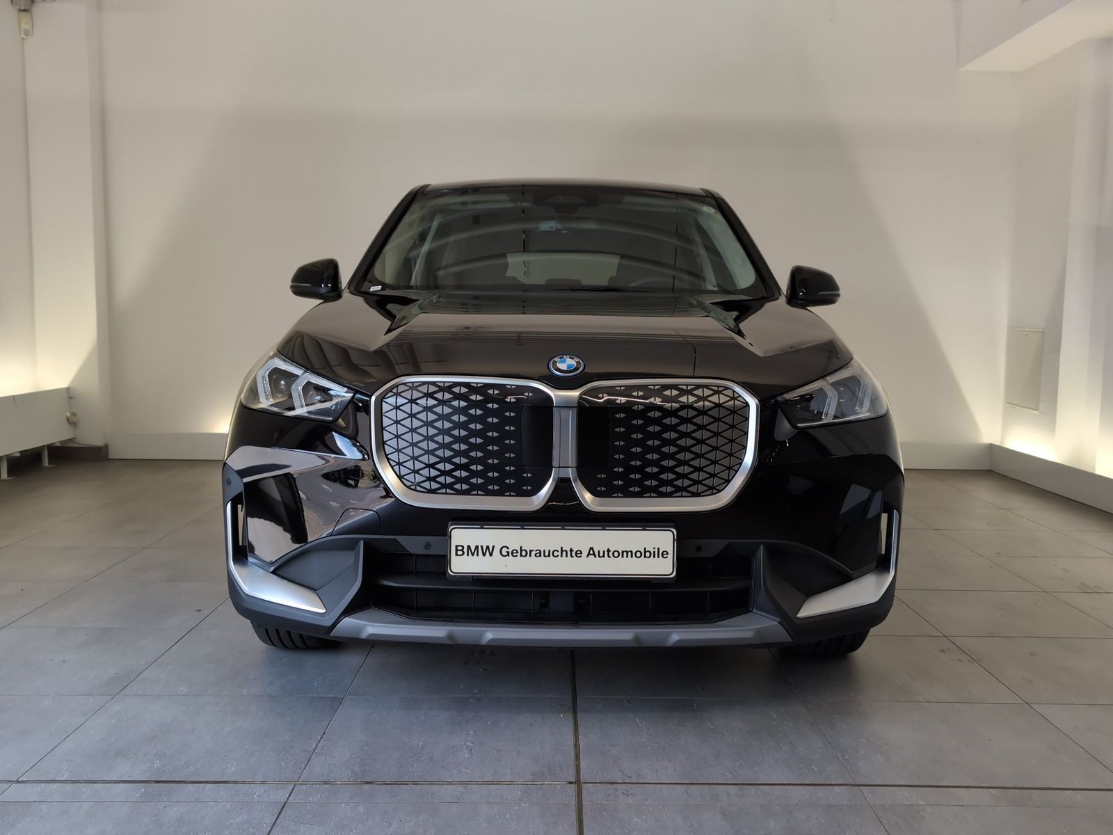 BMW iX1 eDrive20 Navi LED RFK DAB SLI MFL foto 2