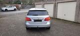 Mercedes-Benz B 220 d CDI / Automatik, Anhängerkupplung - silberne Mercedes-Benz B 220