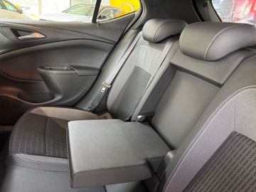 Bild 14 Opel Astra K Lim. 5-trg. Design & Tech LED PDC