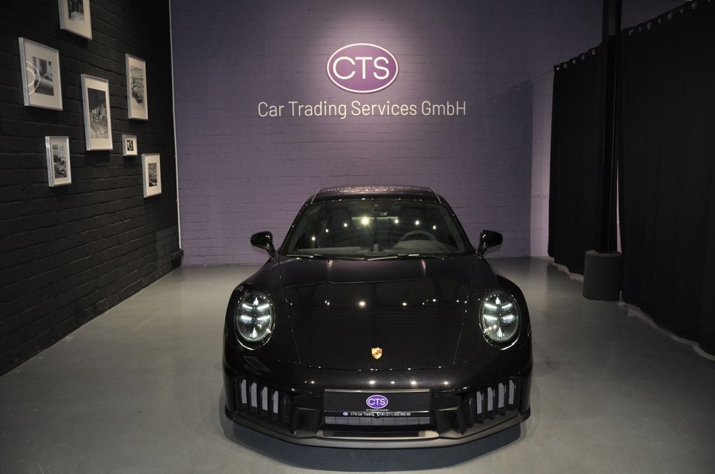 Porsche 992