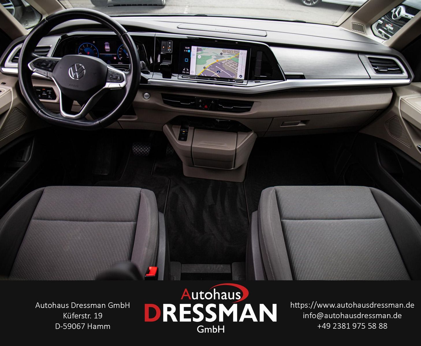 Volkswagen T7 Multivan 1.5 TSI Life PANO NAVI RFK STANDHZG foto 15