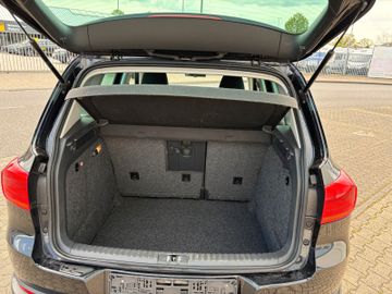 Volkswagen Tiguan - 6