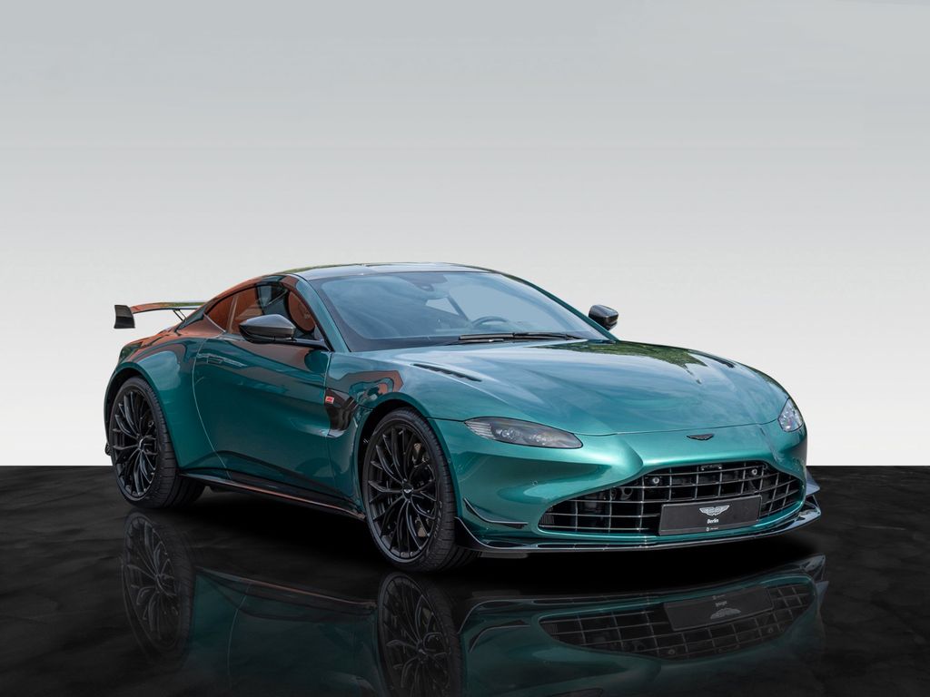 Aston Martin V8 Vantage