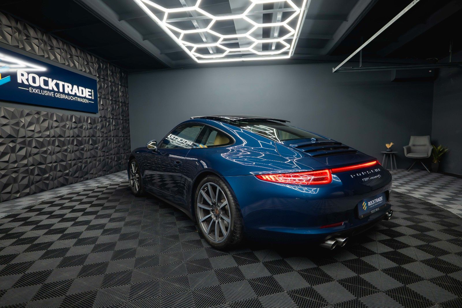 Fahrzeugabbildung Porsche 991 911 Carrera 4 S *111 Punkte*Pano*Sportabgas*