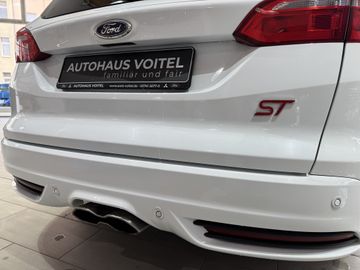 Ford Focus Turnier ST 250PS
