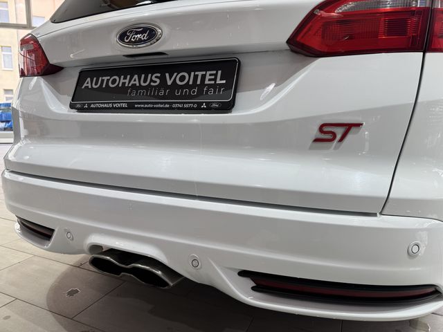Ford Focus Turnier ST 250PS
