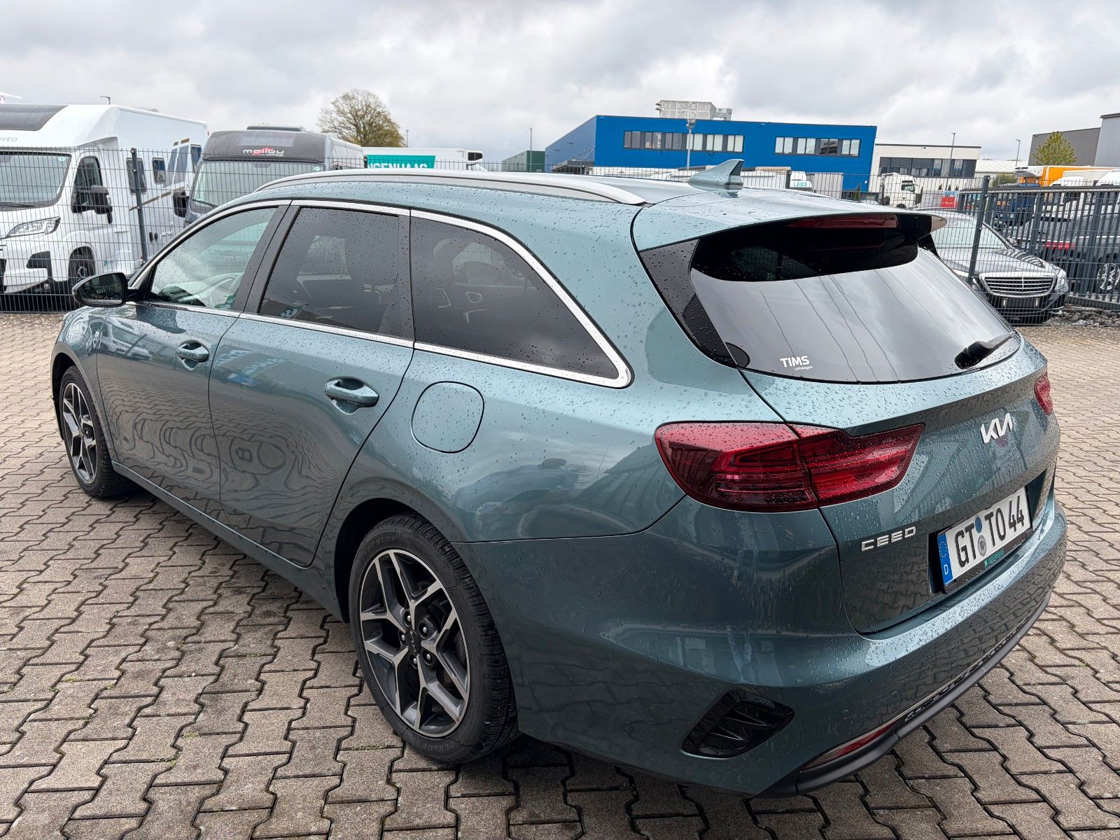 Fahrzeugabbildung Kia 1,5 T-GDI Vision cee'd Sportswagon
