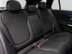 Foto Nummer 27: MERCEDES-BENZ C 300