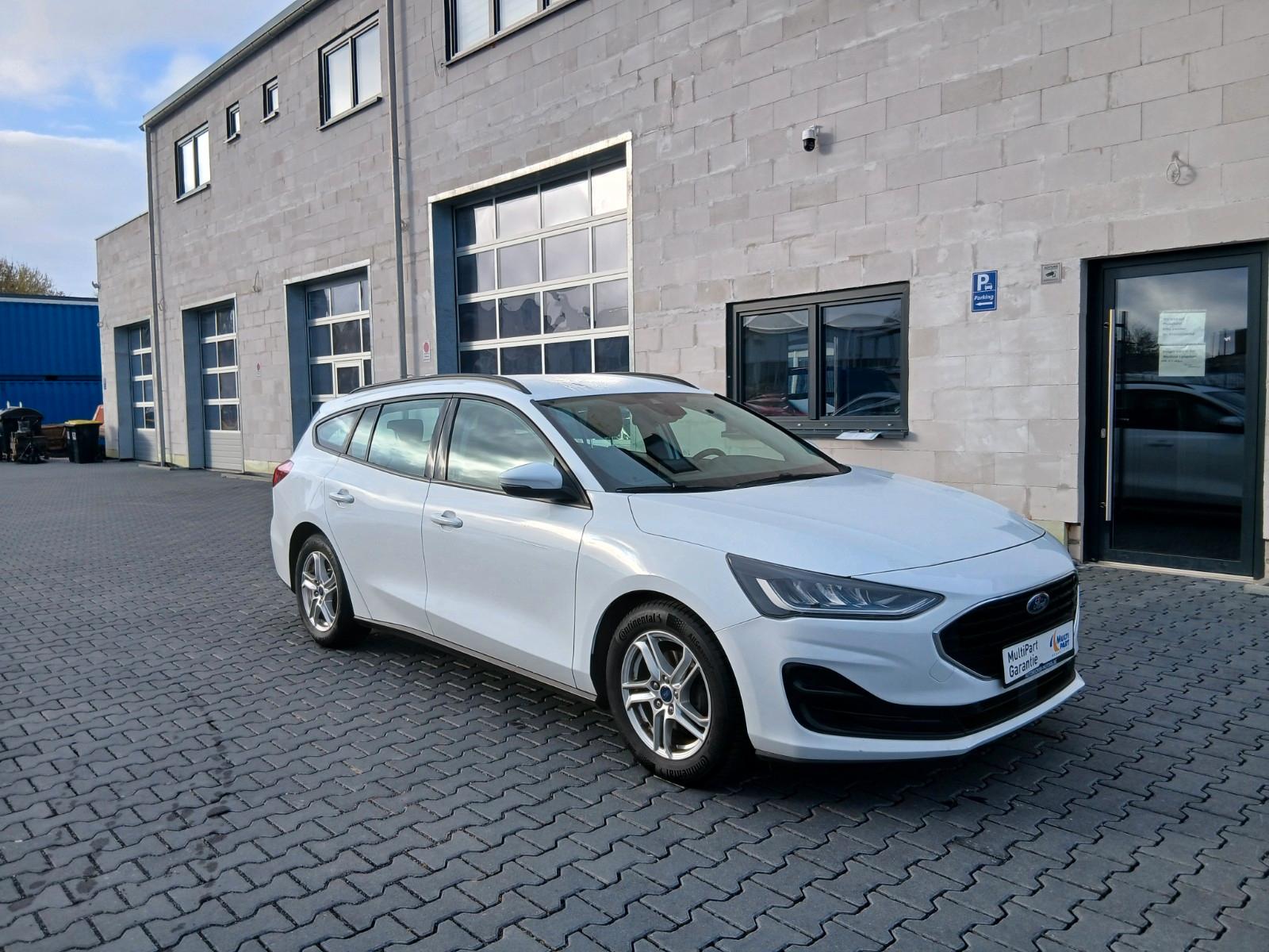 Ford Focus Turnier Cool & Connect ab 3,9% finanzieren