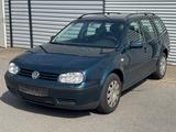 Volkswagen Golf 1.6 Kombi Automatik-PDC-TÜV10/27-Sitzheizun - Volkswagen Golf aus 2004: 1.6