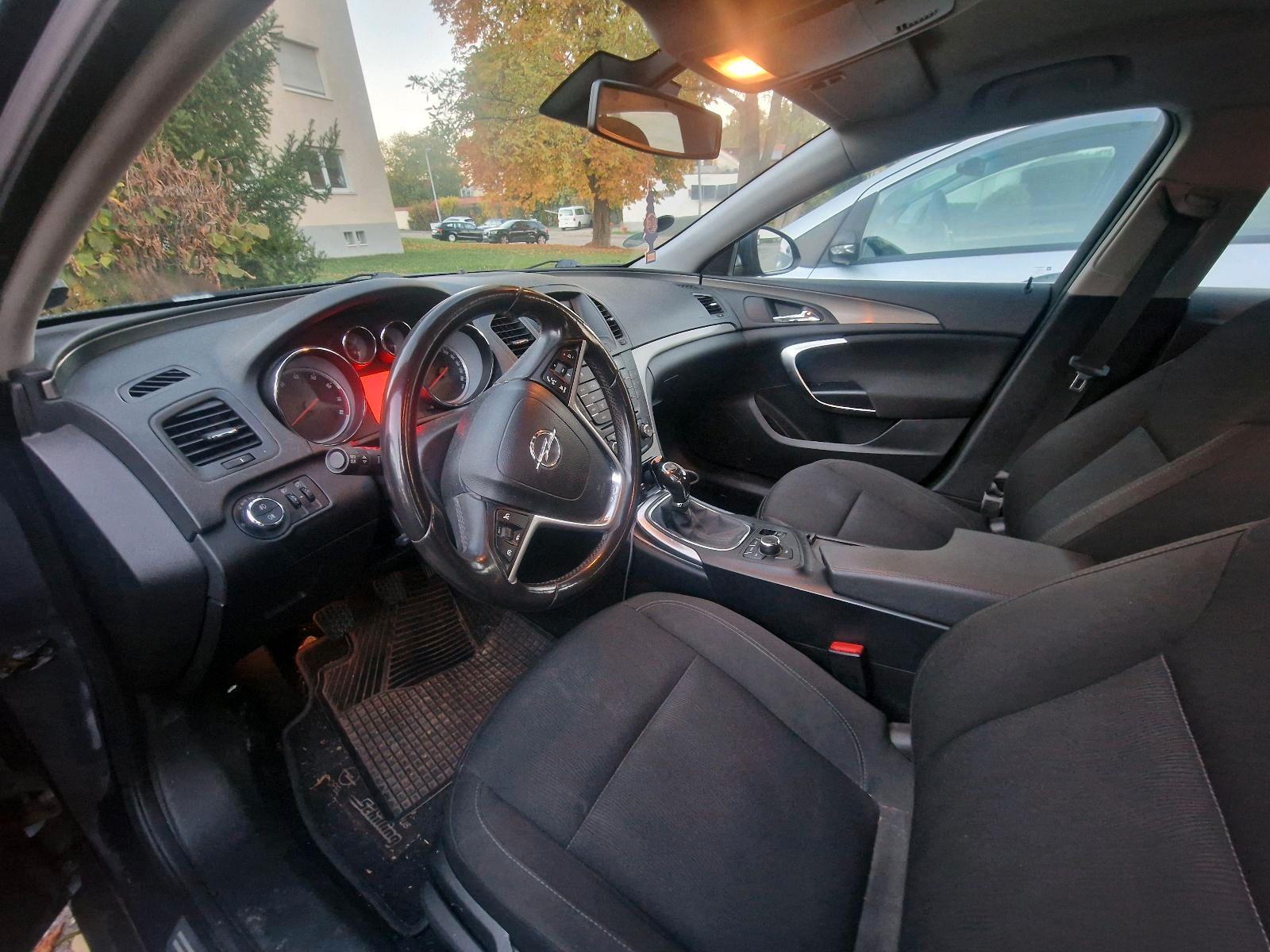 Opel Insignia 2009 — photo 6