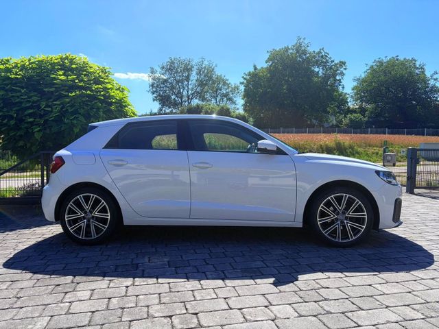 AUDI Audi A1 Klima, PDC V+H