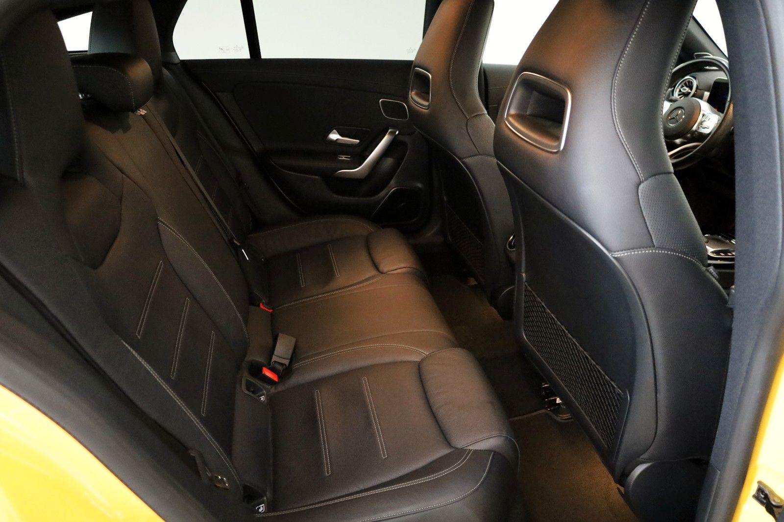 Fahrzeugabbildung Mercedes-Benz CLA 200d SB AMG Leder,Navi,LED,ACC,Burmester,360
