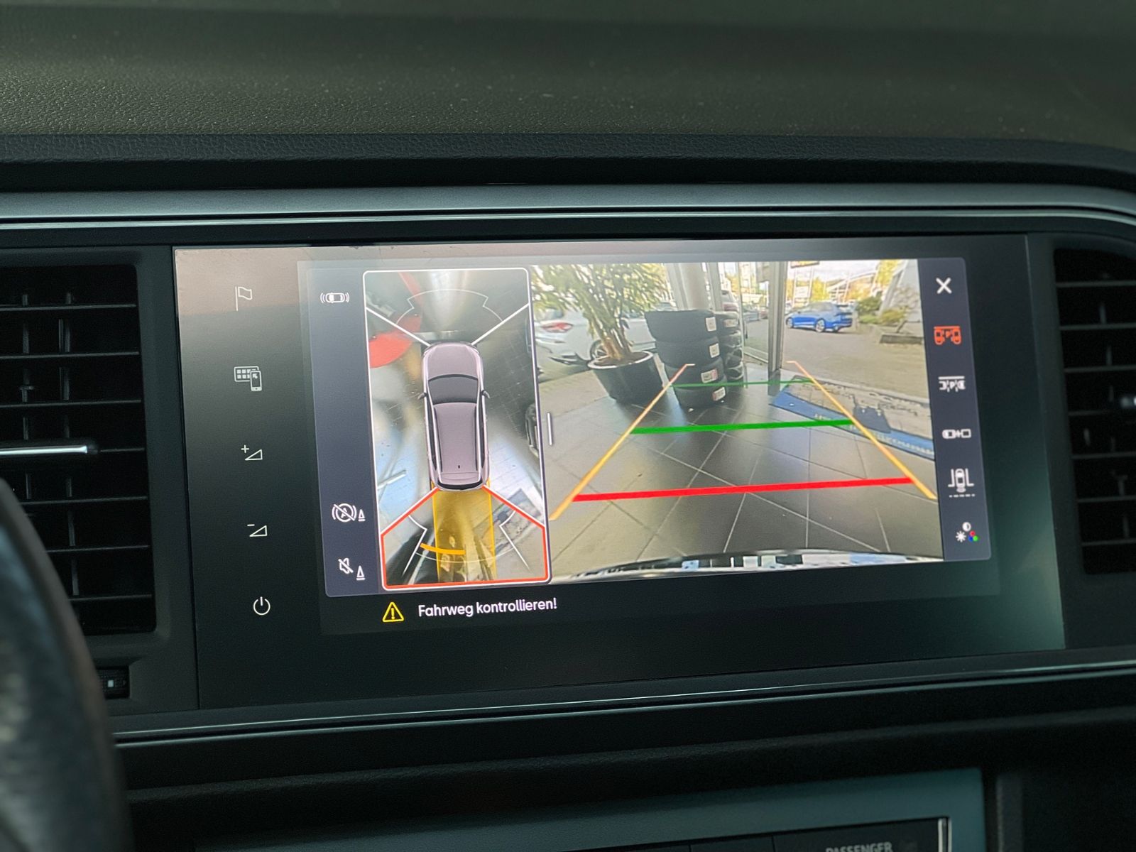 Fahrzeugabbildung CUPRA ATECA Limited Edition MY21 4Drive PANO NAV LEDER