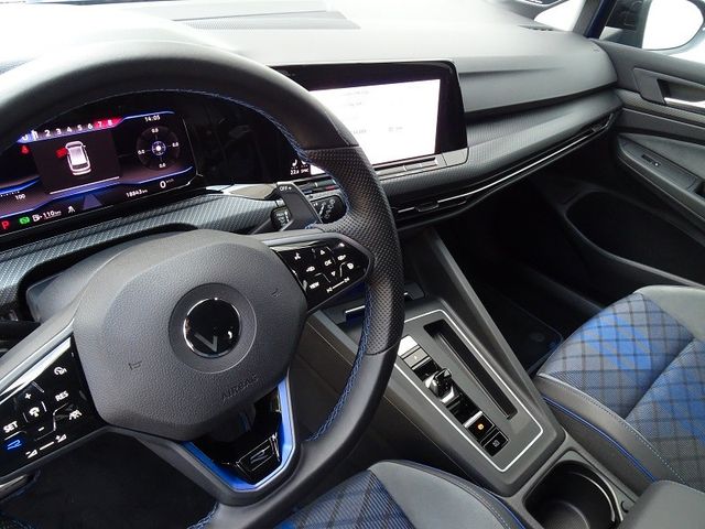 Golf Variant R "Black Style" 4Motion / DCC