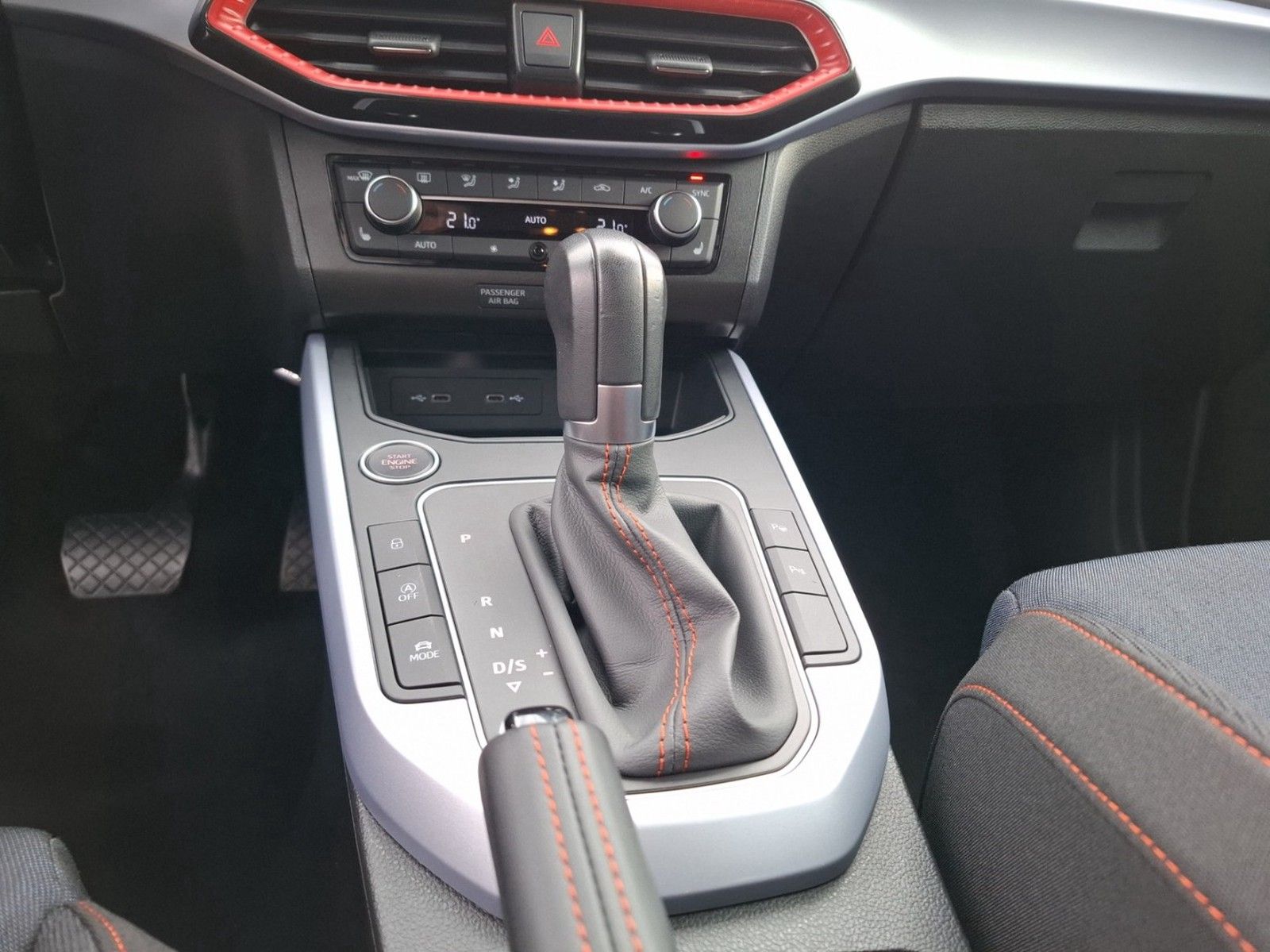 SEAT Arona FR 1.0 TSI DSG / KLIMA / LED / NAVI / ACC - Image 14