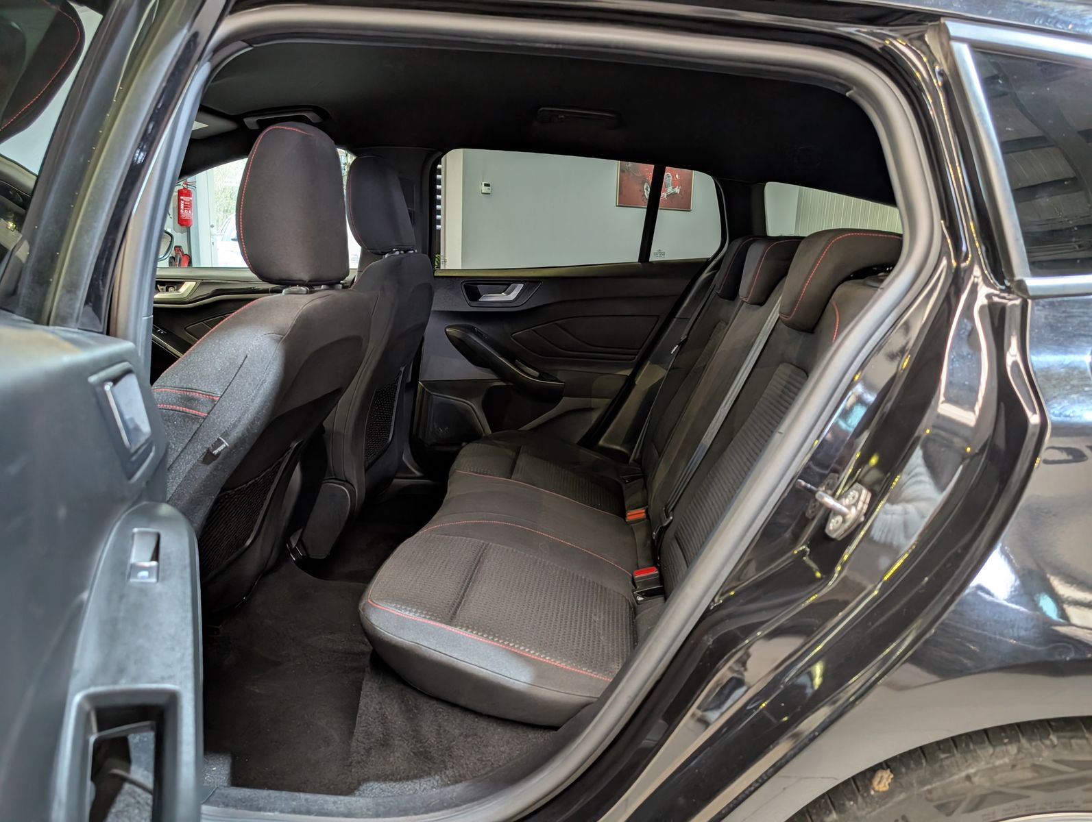 Fahrzeugabbildung Ford Focus 1.0 EcoBoost ST-Line ACC LED Styling-Paket