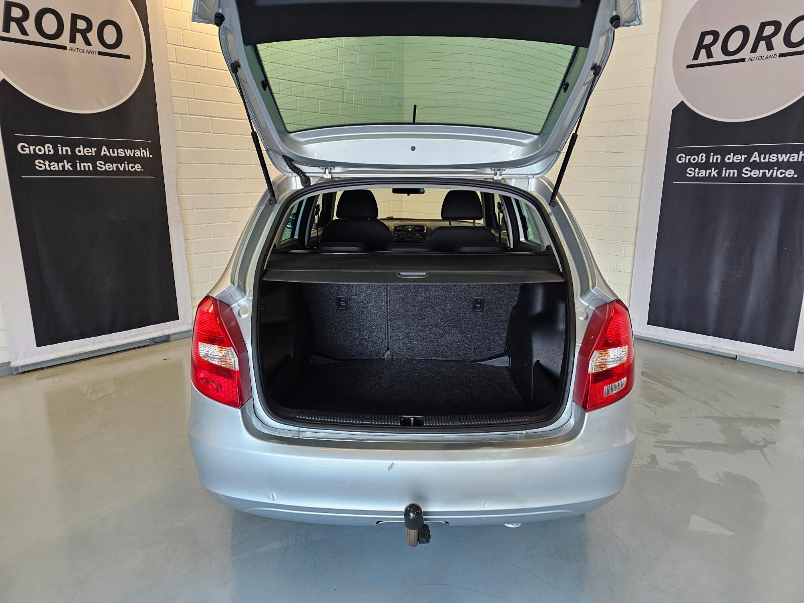 Skoda Fabia 1.2 TSI Combi Family + 8.Reifen/Klima/AHK