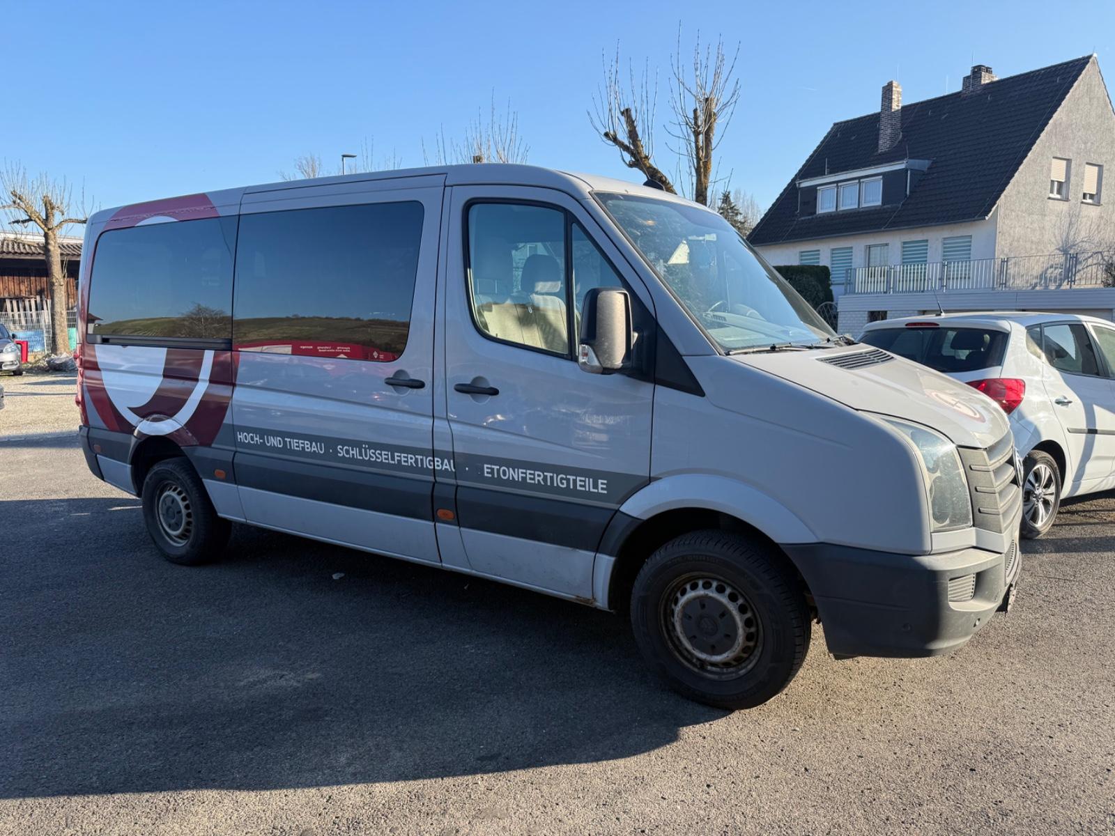 Volkswagen Crafter Kombi 35 mittel L2H1 2.0 TDI