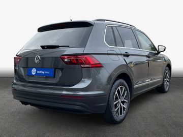 Volkswagen Tiguan - 2
